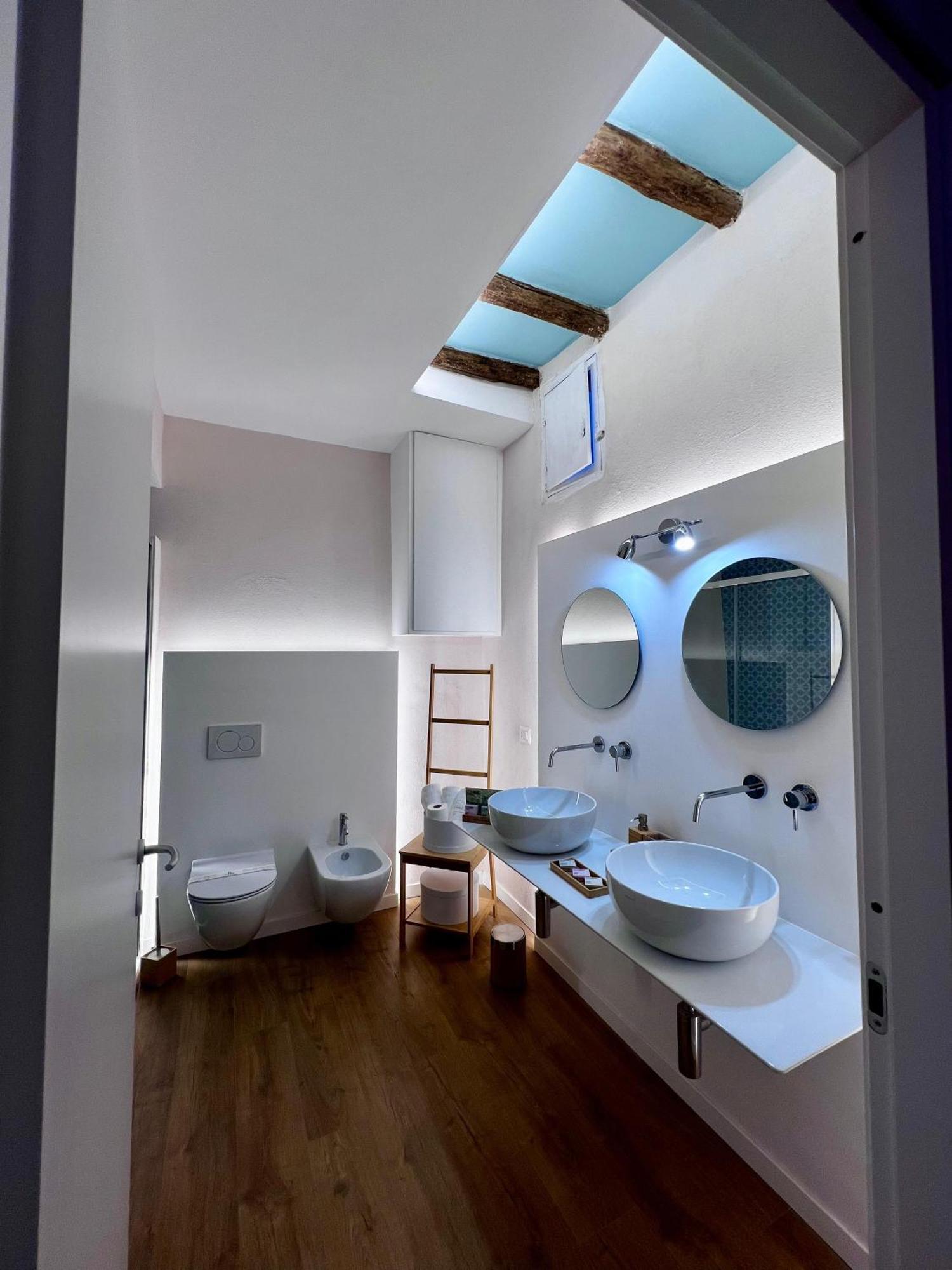 Elena'S Suite ซูตรี ภายนอก รูปภาพ