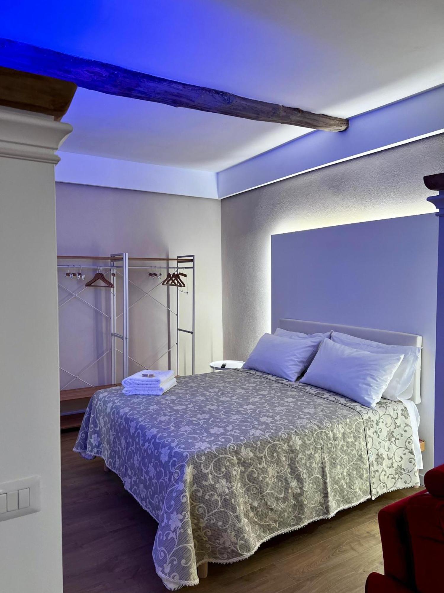 Elena'S Suite ซูตรี ภายนอก รูปภาพ